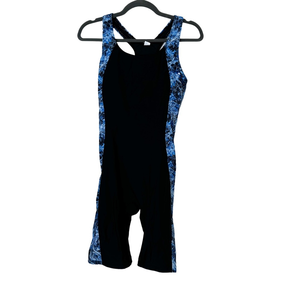 Attraco Women's Training One Piece Modest Swimsuit in Black Blue Size Medium‎